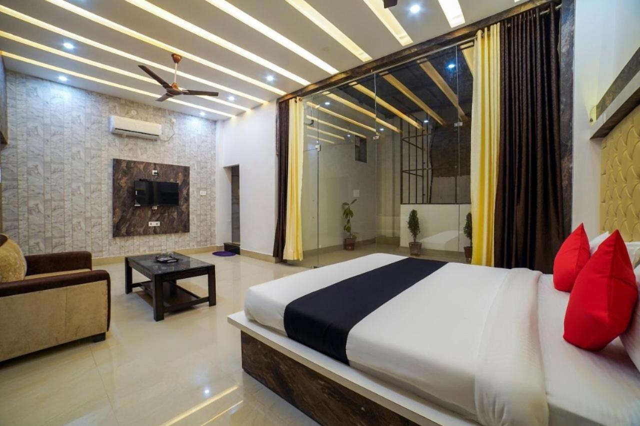 Hotel Ivy Plaza Near Igi Airport نيودلهي المظهر الخارجي الصورة